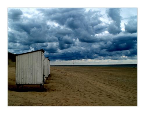 Wolken_aan__zee___Renesse_2007.jpg